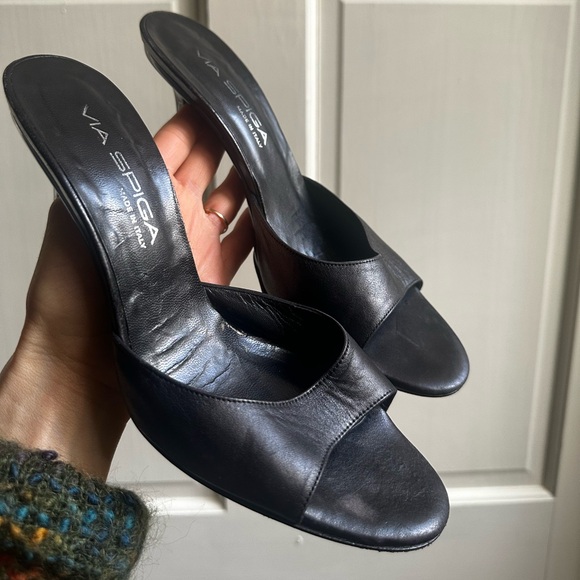 Via Spiga Black Leather Heels - Picture 5 of 7